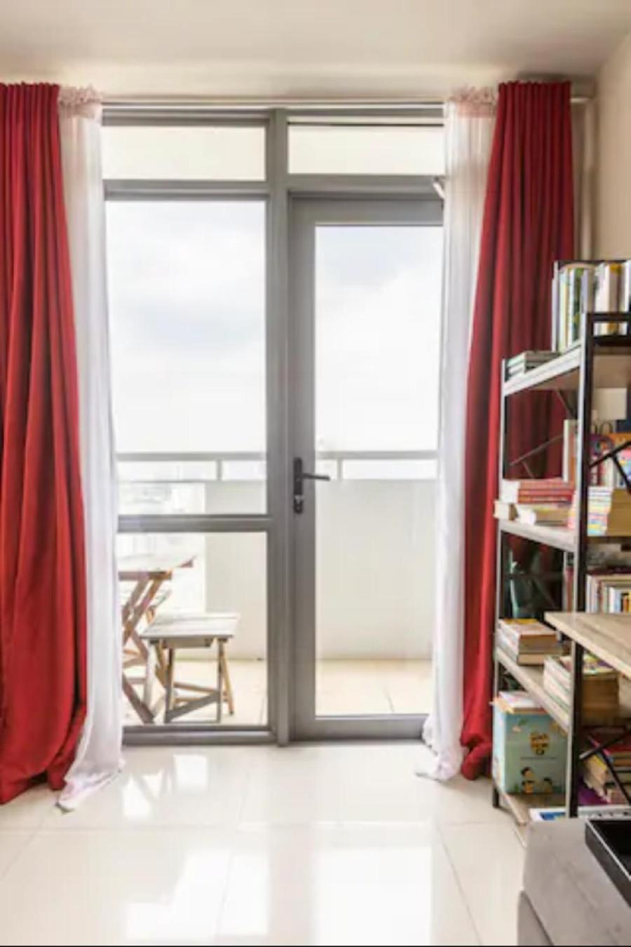마닐라 Great View With Balcony In Araneta Center 아파트 외부 사진